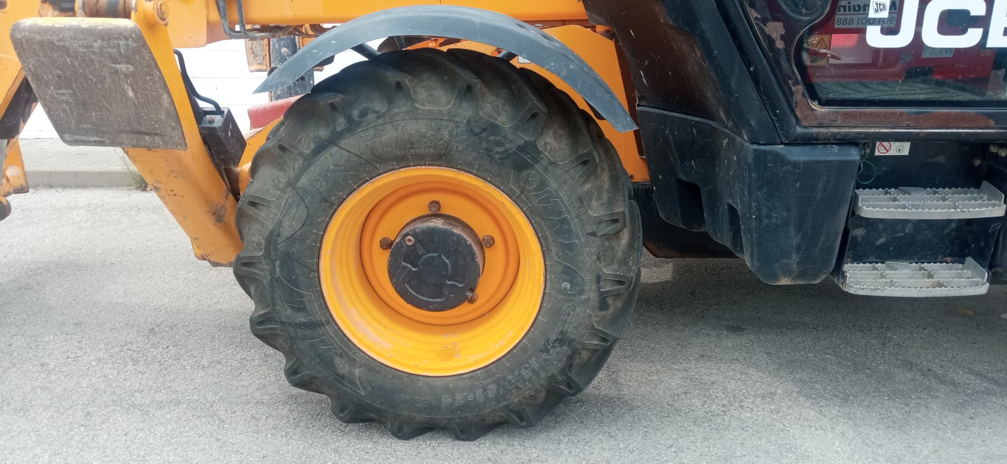 535V140