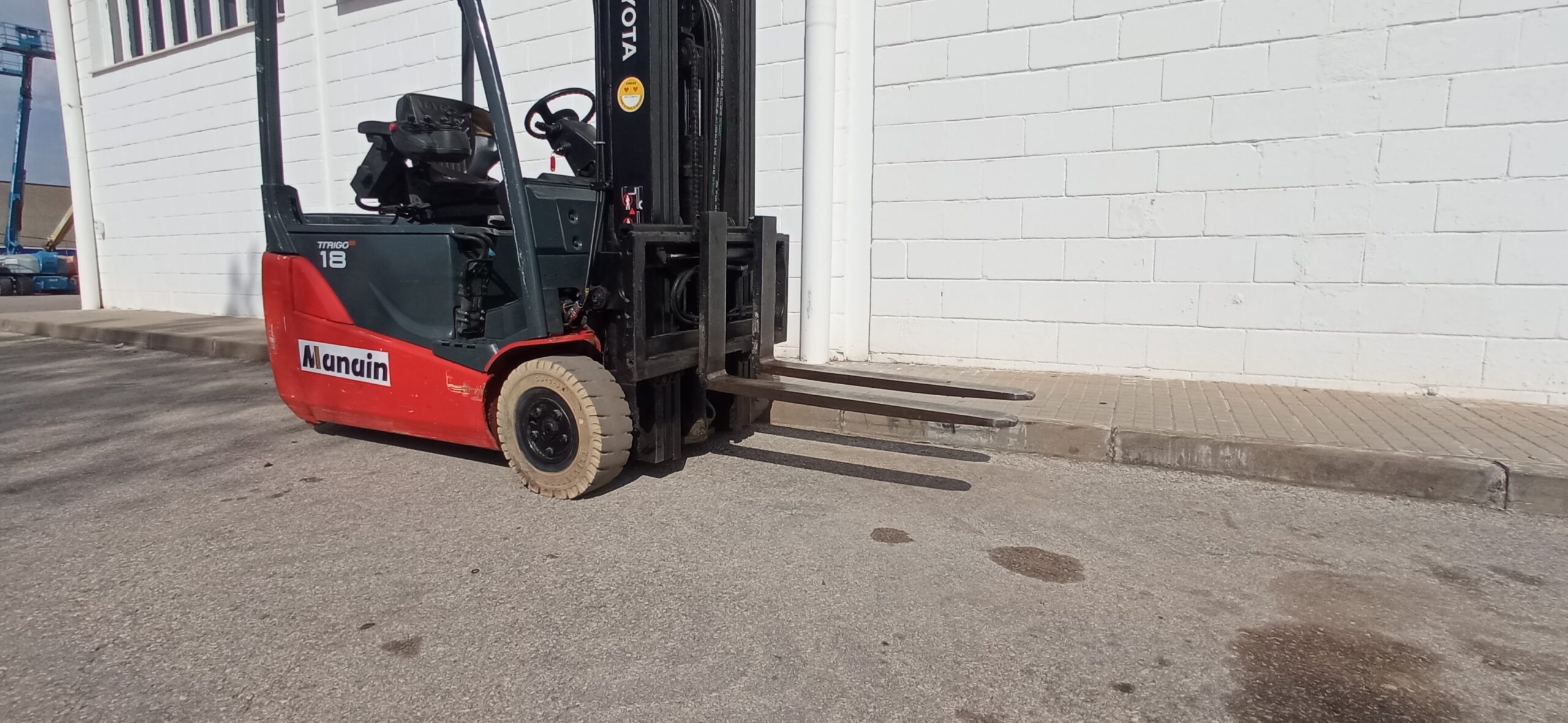 8FBE18T
