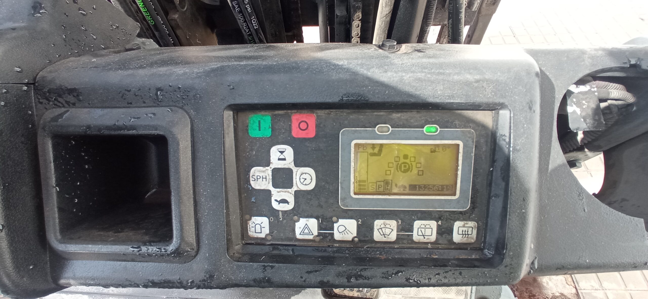 8FBE18T