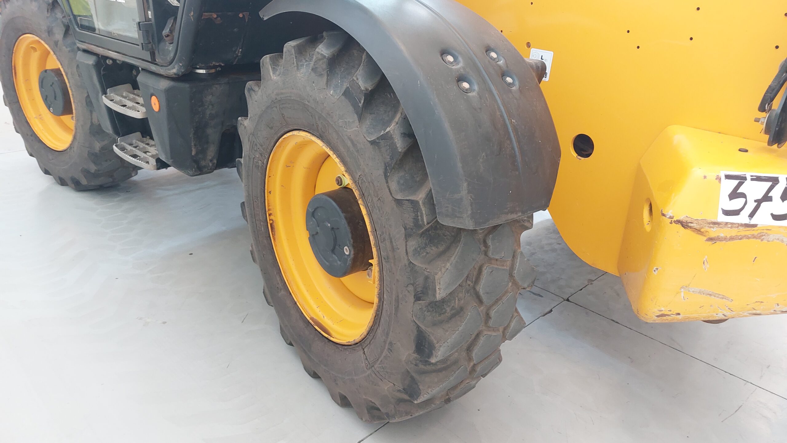 540V140