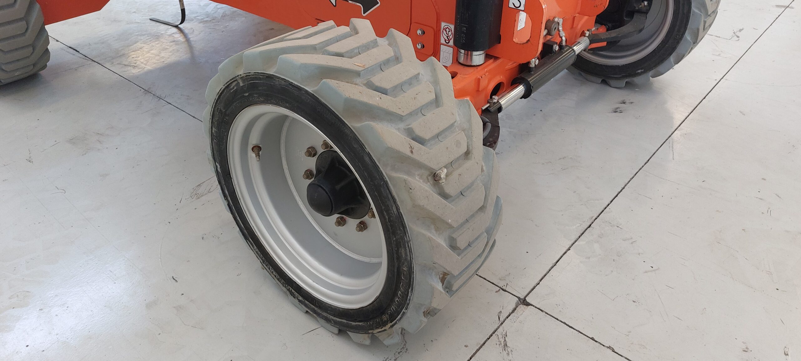 EC520AJ