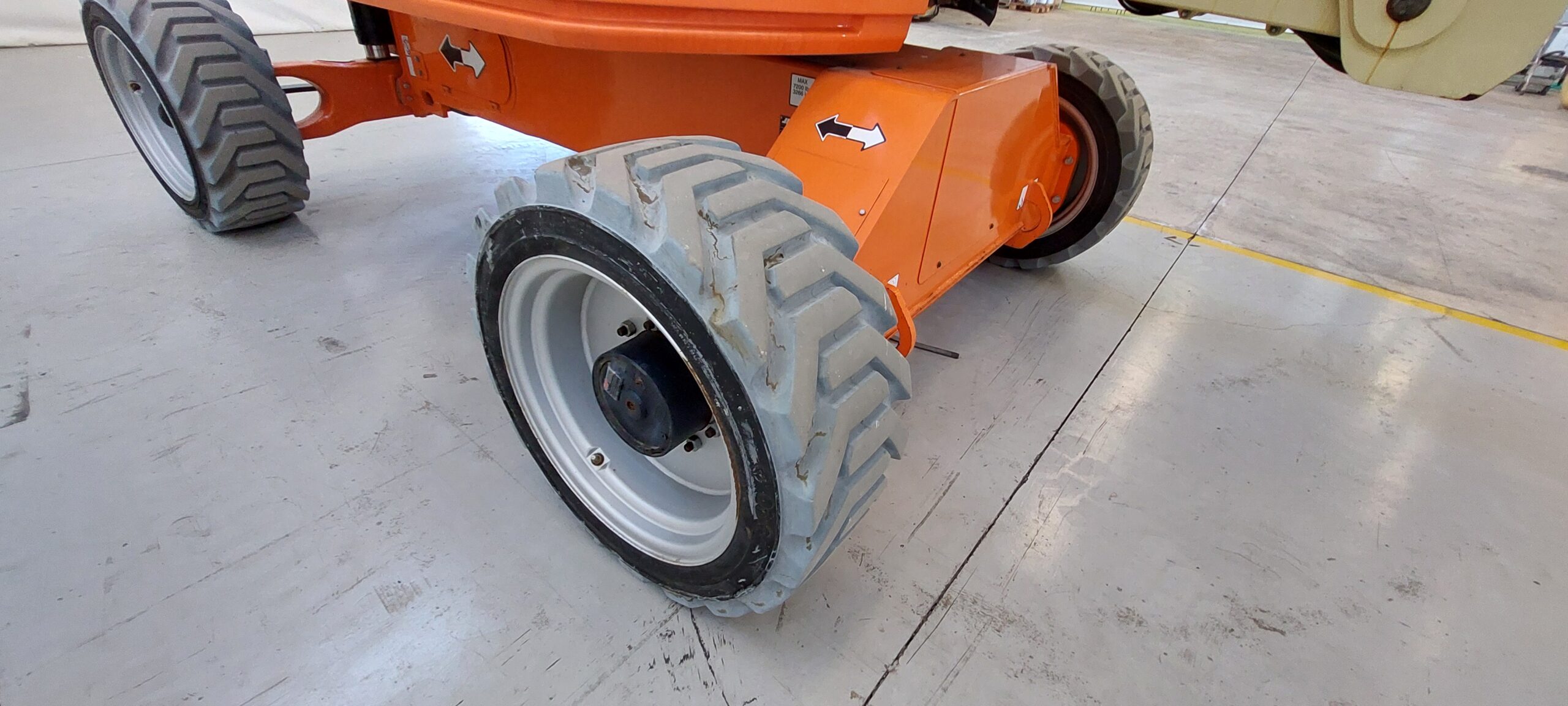 EC450AJ
