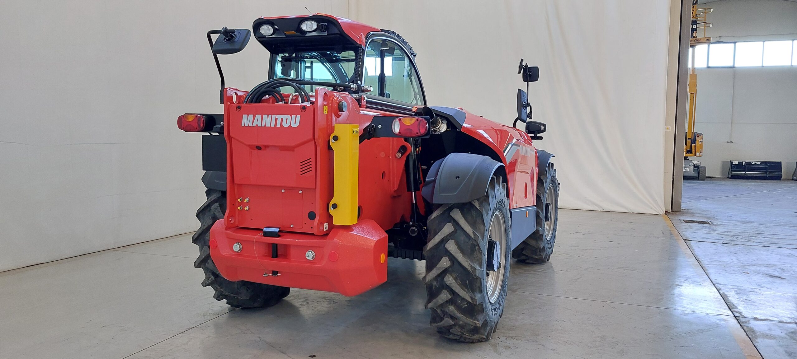 MT 1335 EASY 75D ST5 S1