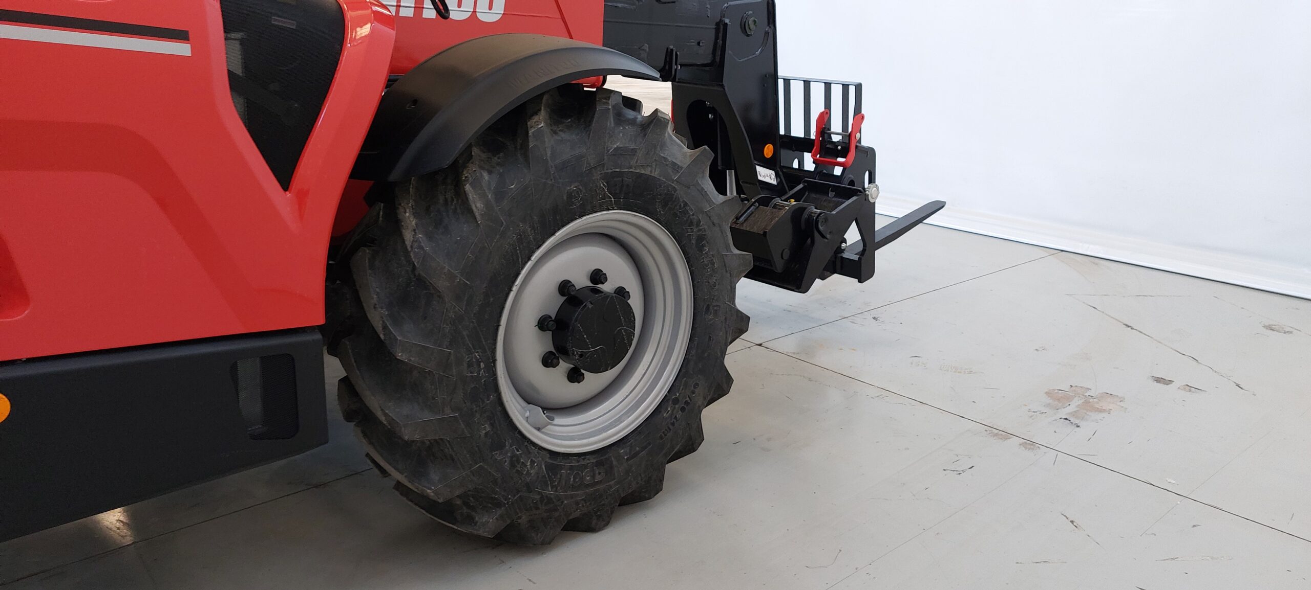 MT 1335 EASY 75D ST5 S1