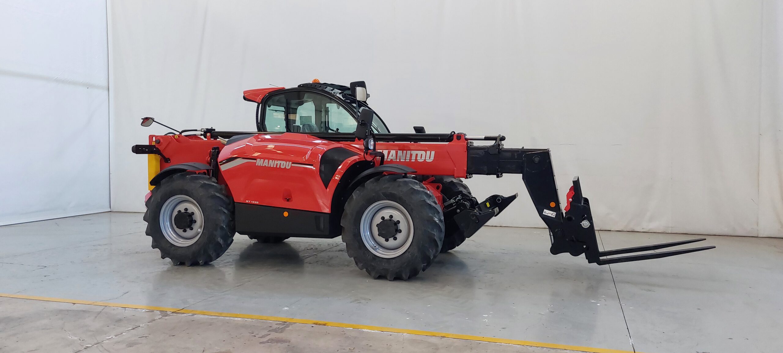 MT 1335 EASY 75D ST5 S1